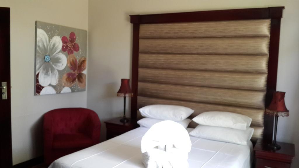 Eagle Rock Executive Guest House Kempton Park Zimmer foto